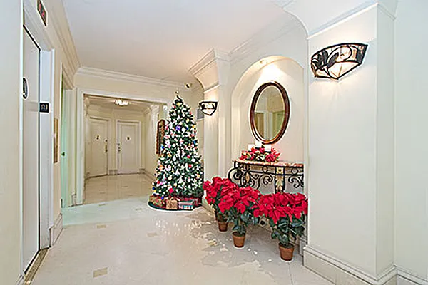 Sold by Trump International Realty | media 19