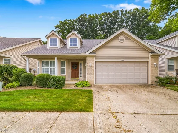 2600 Redtail Ct #34, Twinsburg, OH 44087