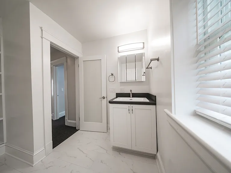1324 Kenilworth Ave #1326 — Photo 13