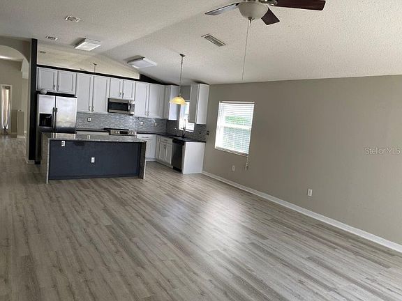 2nd image of 8502 Carriage Pointe Dr