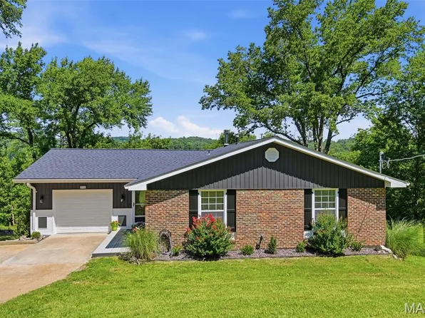3532 Circle Dr, Imperial, MO 63052