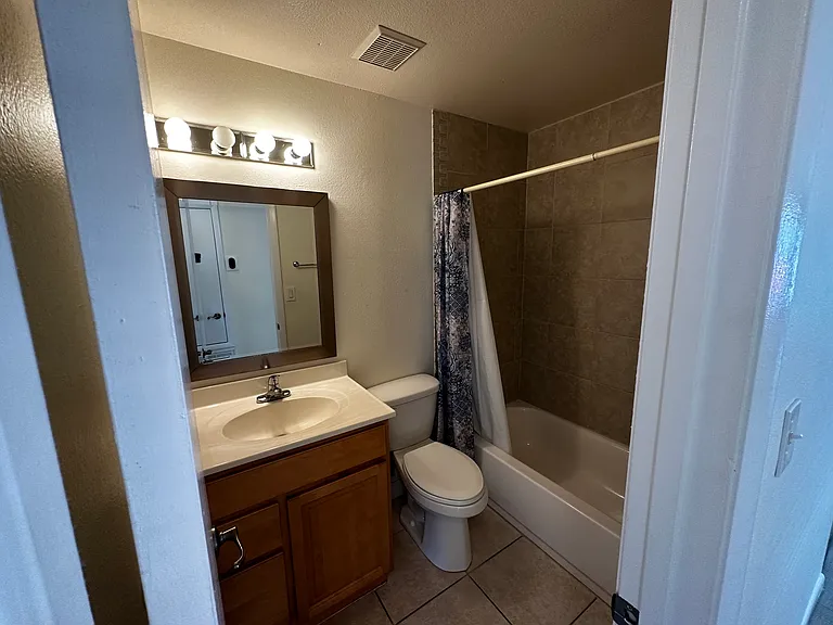 561 Parker Rd — Photo 15
