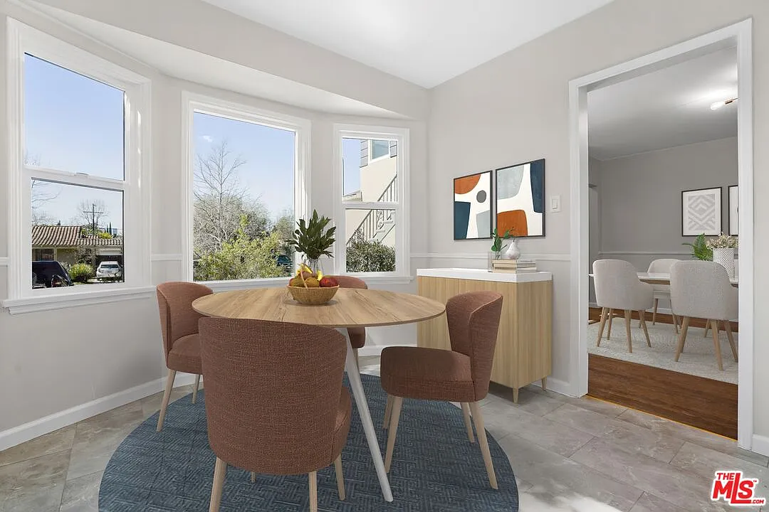 3 bed, 2.0 bath, 1730 sqft, $4,495 — Photo 3