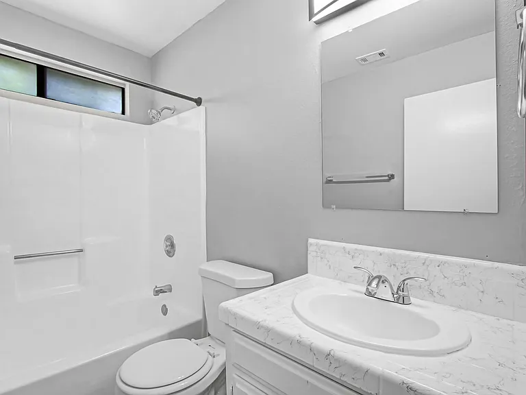 Palm Riverside — Photo 9