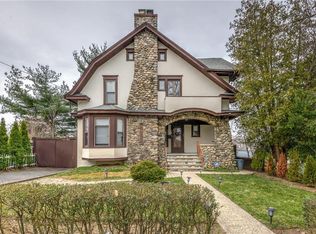 129 Buckingham Rd, Yonkers, NY 10701