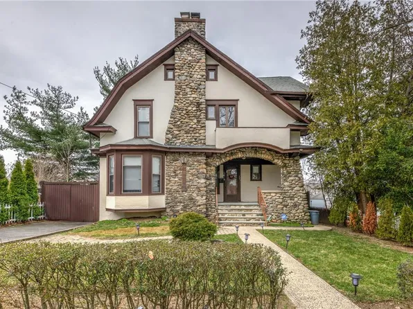 129 Buckingham Road, Yonkers, NY 10701