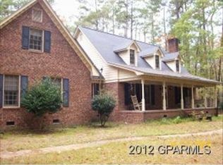 1370 Foster Rd, Grimesland, NC 27837
