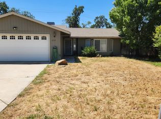 1727 Almaden Dr, Redding, CA 96001