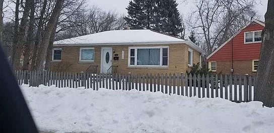 2nd image of 2606 W Como Pl