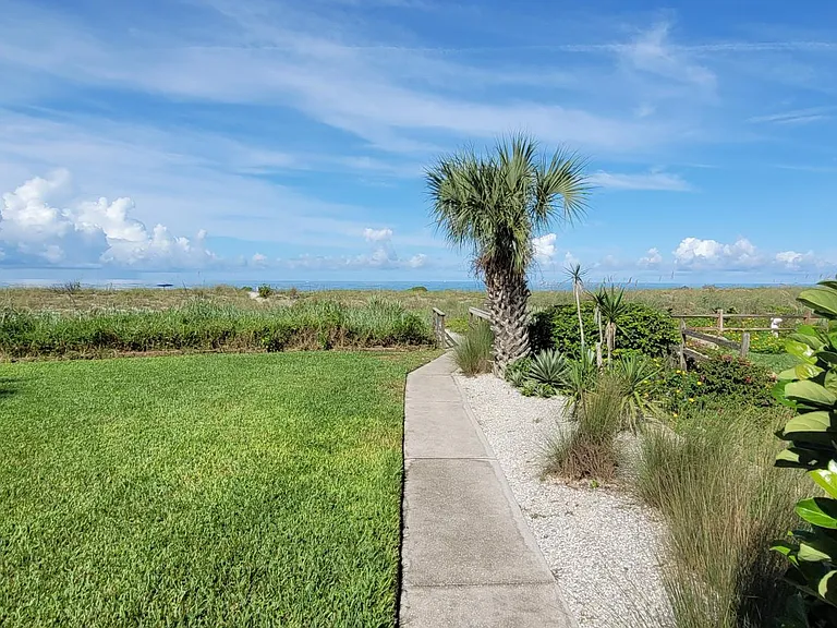 624 Flamingo Dr #214 — Photo 7