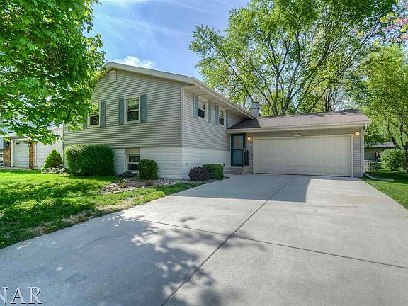 2nd image of 3009 Winchester Dr