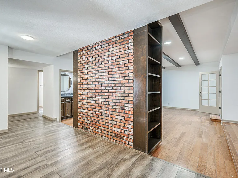 4945 Vista Grande Cir — Photo 13