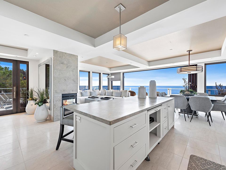 160 Saint Anns Dr Laguna Beach CA | Zillow