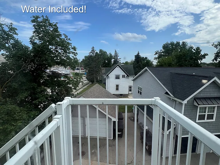 404 W Winneconne Ave #3 — Photo 7