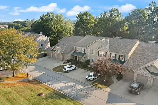 1608 Ashley Ct #304