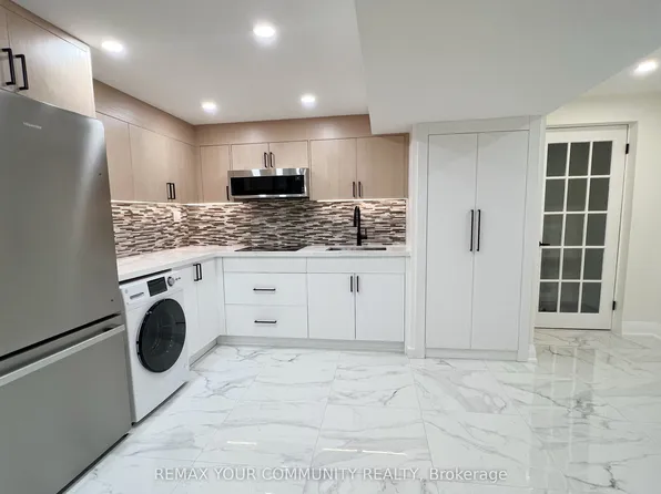 24 Foxhill Dr, Vaughan, ON L6A 1K1