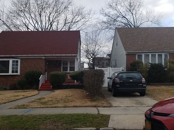 2nd image of 121-12 238th St
