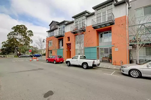 113 F St Photo 1