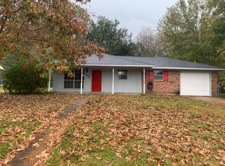 82 Easy St, Gulfport, MS 39503