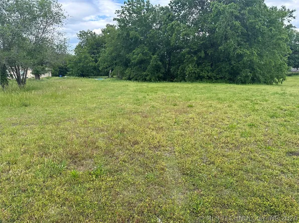 2715 N Quincy Ave, Tulsa, OK 74106