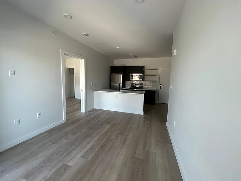 6 Madison St #VAR1 — Photo 31