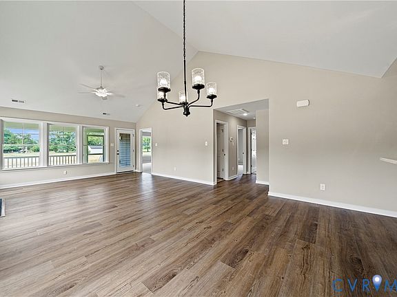 3rd image of 10484 Meyers Park Dr