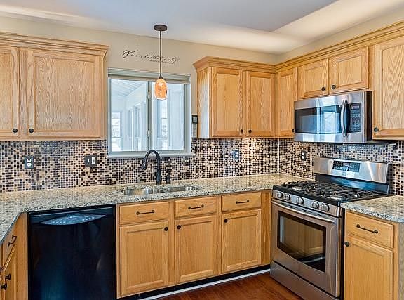 3rd image of 5596 Justin Ct