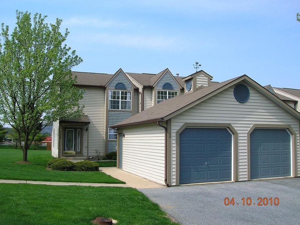 Front, with one car garage