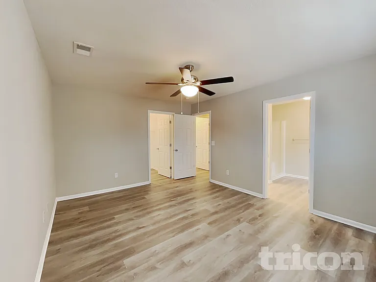 110 Kingscreek Dr — Photo 9