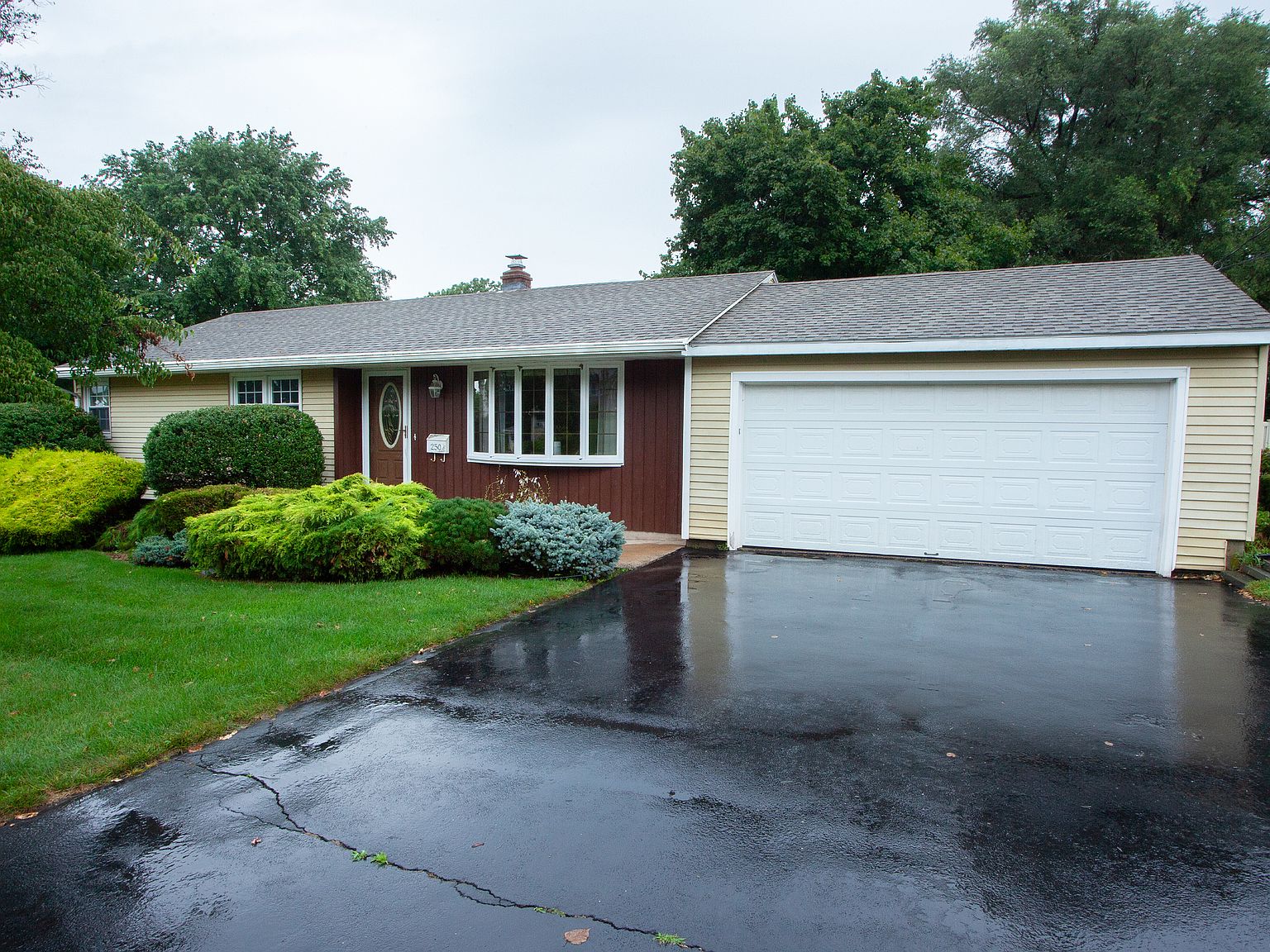 250 Contour Dr, Cheshire, CT 06410 Zillow