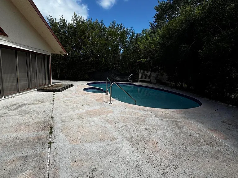 1886 SE Boma Ave — Photo 18