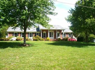 181 Iron Works Rd, Reidsville, NC 27320