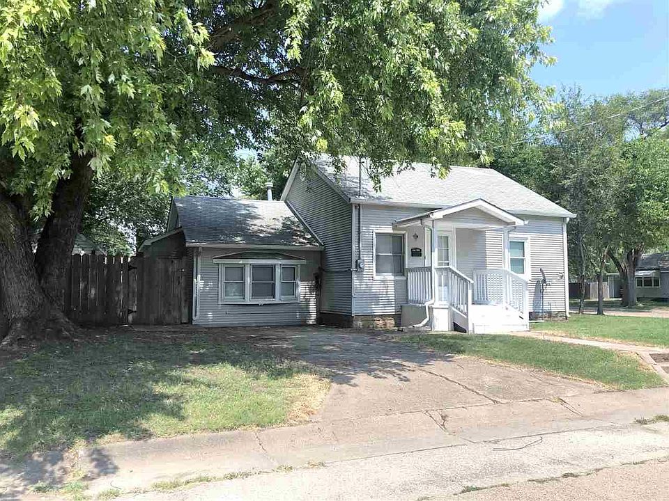 1st image of 123 E 19th St