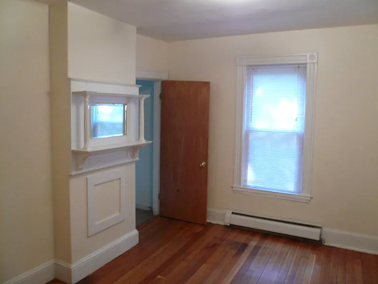 22-24 Highland Ave #1B — Photo 8