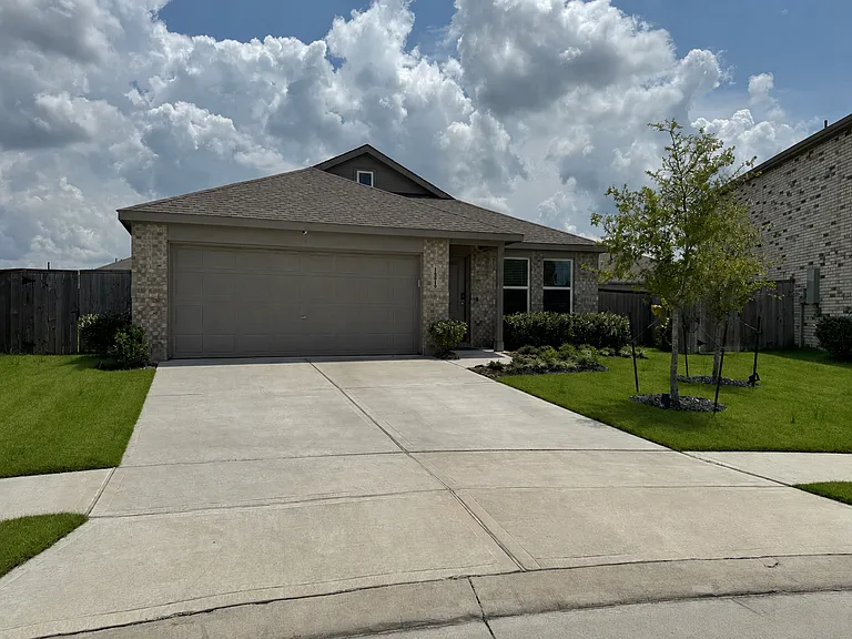 18819 Ribolla Dr — Photo 4