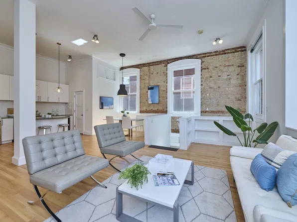 35 Saratoga St #1, Boston, MA 02128