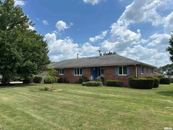 402 Carolyn St, Sparland, IL 61565