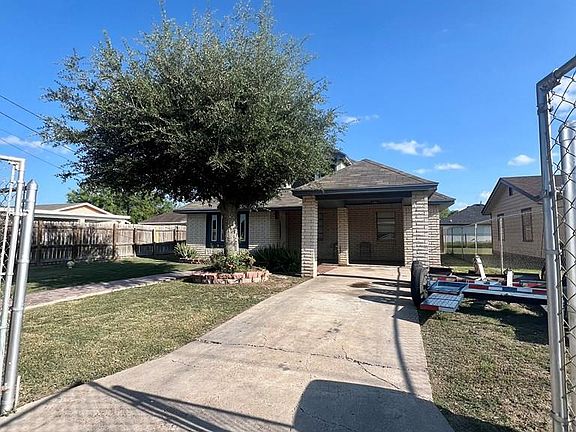 4th image of 418 Avenida Del Sol