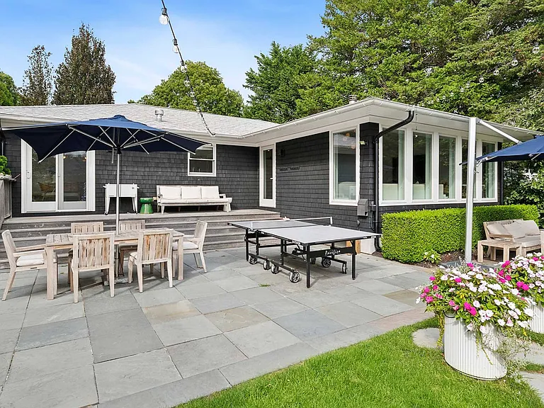 50 Highland Rd — Photo 3