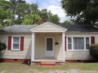 211 Lynn Ave, Fayetteville, NC 28301