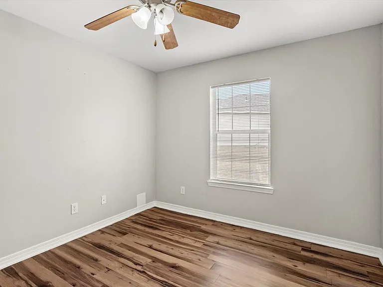 5467 Quail Creek Cir — Photo 22