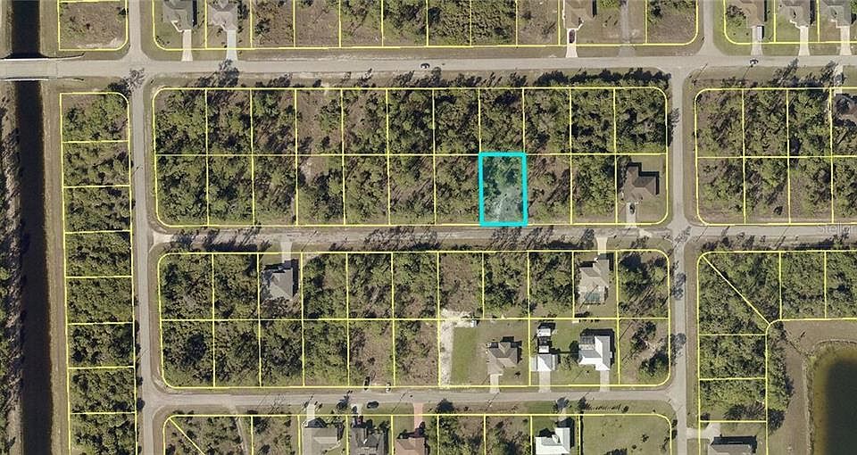 1st image of 729 Chattman St E