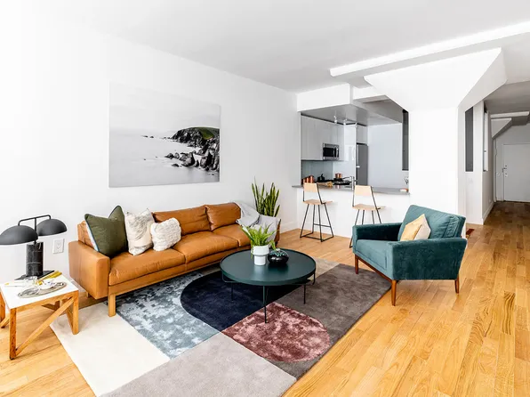 201 East 69th Street image 11 of 18