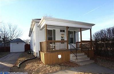 2nd image of 2151 S 15th St
