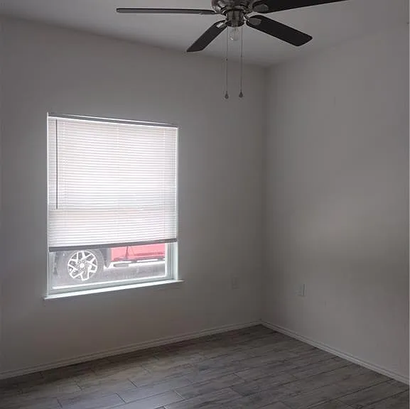 2332 N Valley Cir — Photo 10