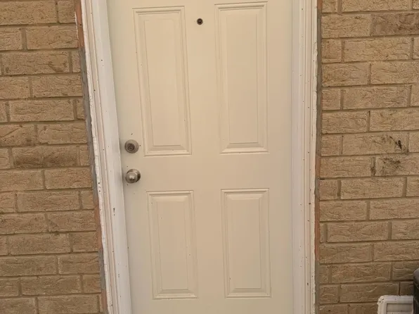 42 Cadillac Cres S #Basement, Brampton, ON L7A 3B6