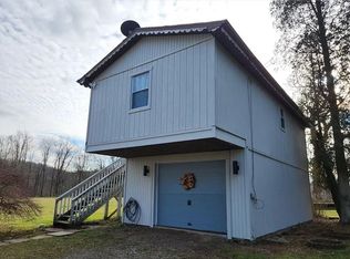 900 Bagdad Rd, Leechburg, PA 15656