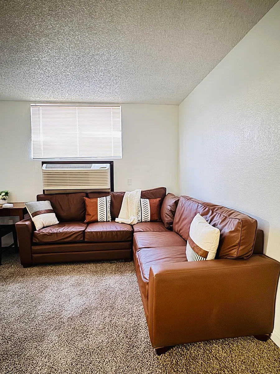 Building Photo - 320B Lee Ave #113