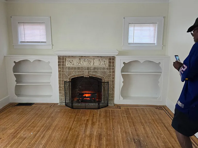 495 Webster Ave #1 — Photo 2
