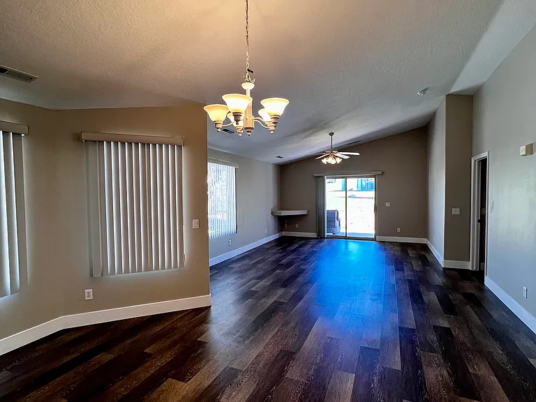 400 Paradise Pkwy #124 — Photo 6